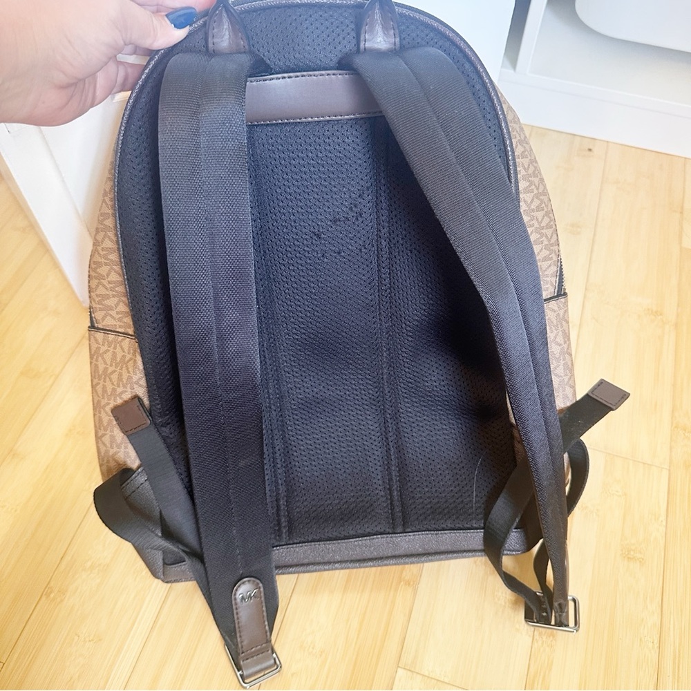 Michael Kors Hudson Logo Canvas Leather Large Backpack - Picture 13 of 16